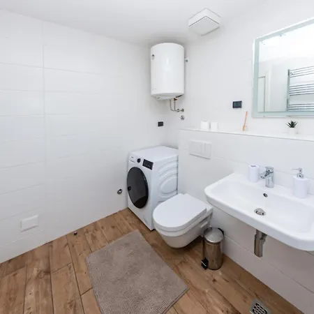 N2 - A Blok * Belgrado